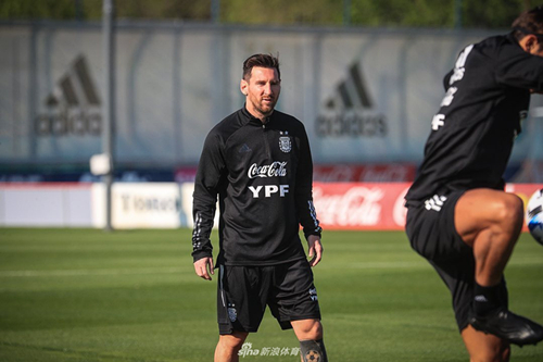 نهائي الدوري السعودي 2004ملحمة كروية لا تُنسى