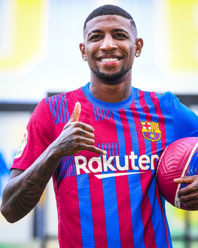 نهائي كأس العالمذروة الأحلام الكروية