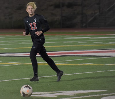 يوسف أيمن لاعب الأهلي الجديدنجم صاعد يخطف الأنظار